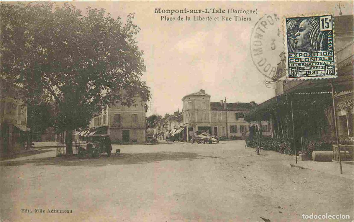 Postais: France - 24 - Montpont sur l'Isle - Place de la libert&eacute; et rue Thiers - Automobiles - CPA - Oblit&eacute;ra