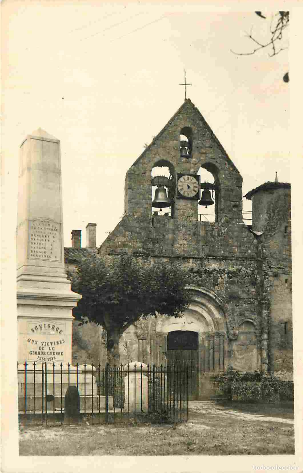 Cartoline: France - 33 - Savignac - L'Eglise est le monument aux morts - CPSM format CPA - Voir Scans Recto-Ver