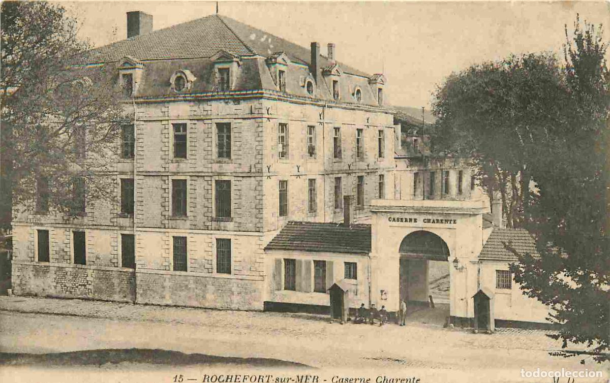 Cartes Postales: France - 17 - Rochefort sur Mer - Caserne Charente - Militaria - CPA - Oblit&eacute;ration de 1919 - Voir S