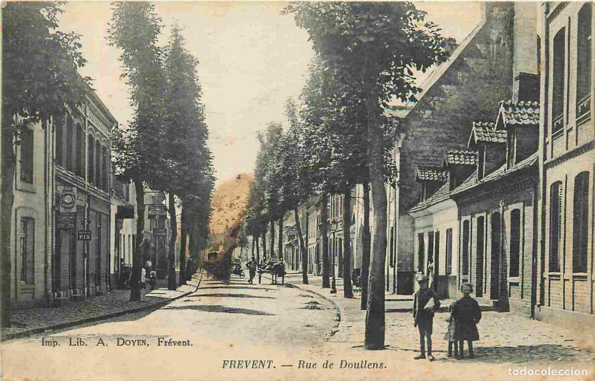 Cartes Postales: France - 62 - Fr&eacute;vent - Rue de Doullens - Anim&eacute;e - CPA - Etat tache - Voir Scans Recto-Verso