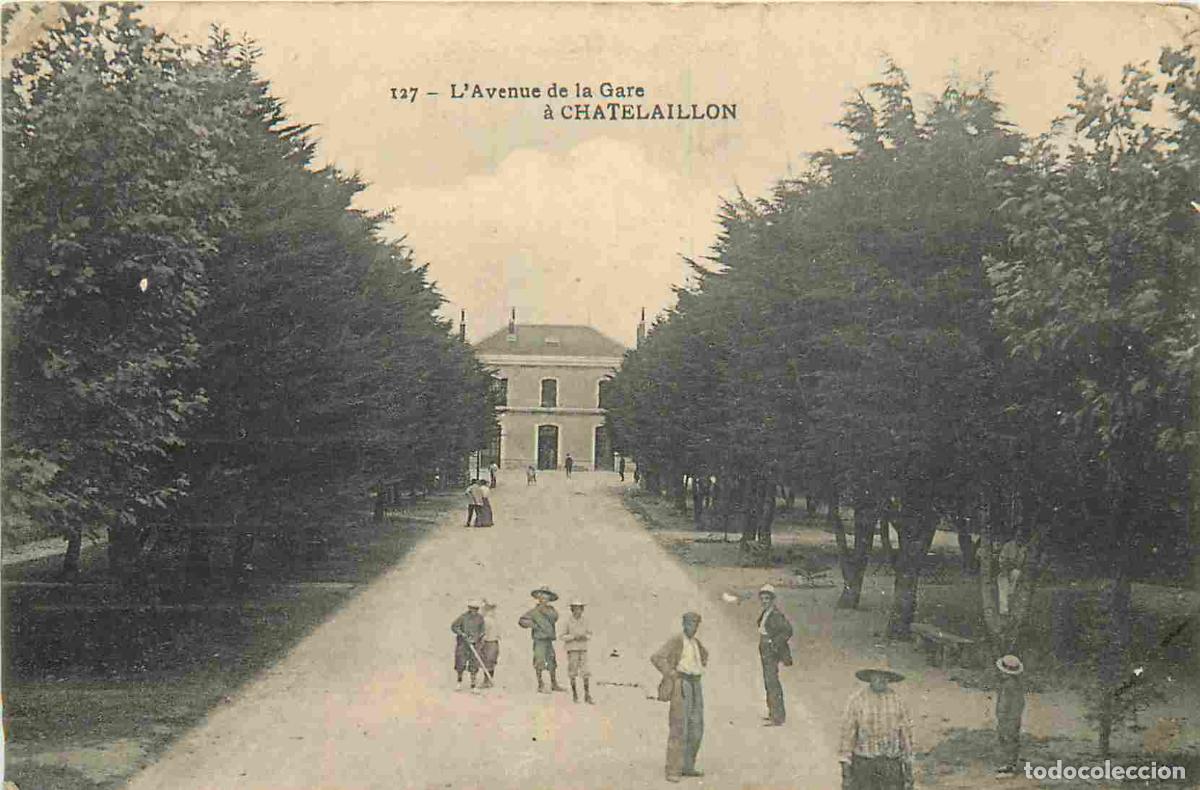 Postales: France - 17 - Chatelaillon - Avenue de la gare - Anim&eacute;e - CPA - Oblit&eacute;ration de 1916 - Voir Scans Re