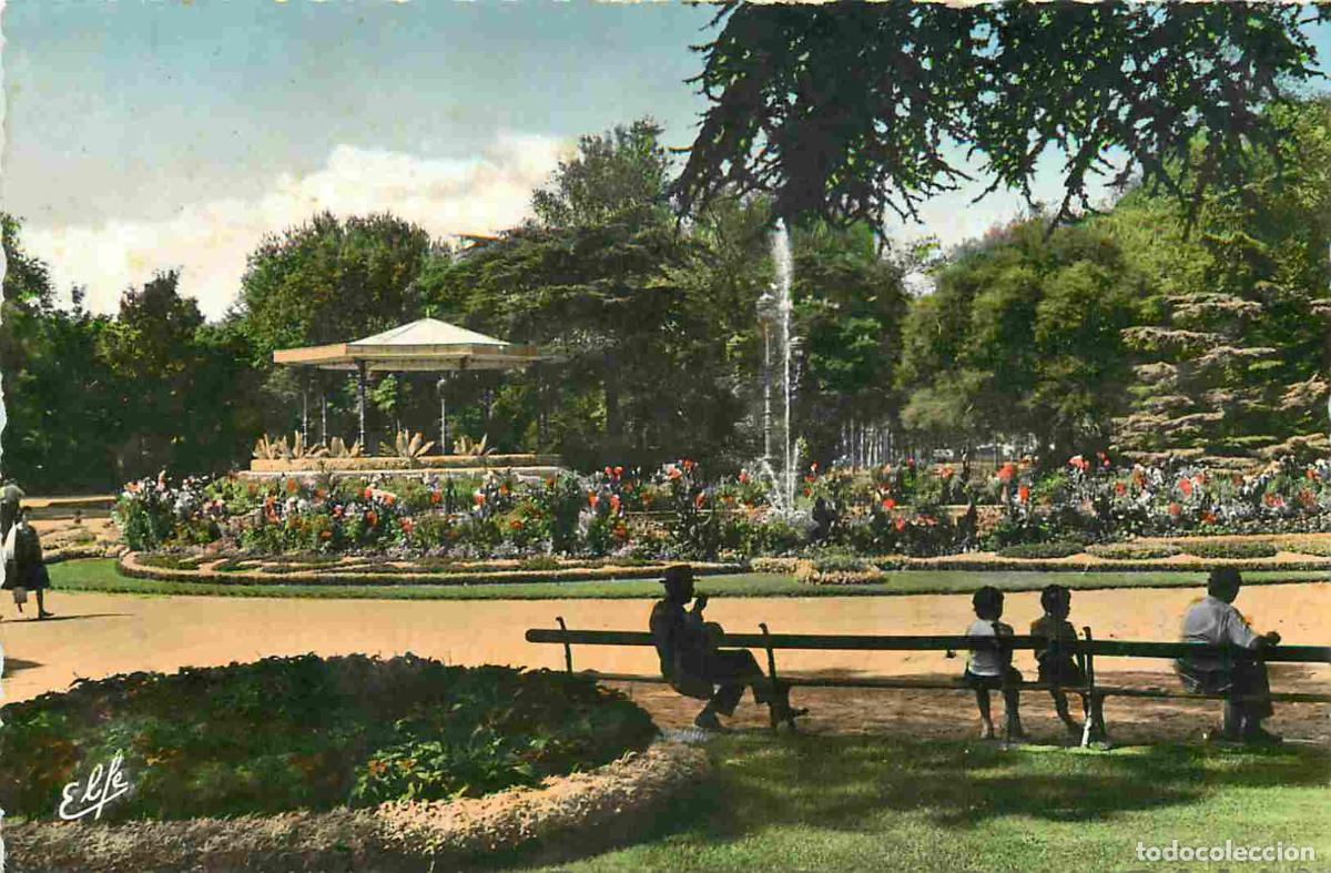 Cartes Postales: France - 31 - Toulouse - Le jardin - le grand rond - Kiosque &agrave; musique - Anim&eacute;e - Mention Photograph