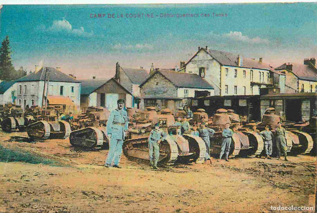 Cartes Postales: France - 23 - La Courtine - Campe de la Courtine - D&eacute;barquement de tanks - Anim&eacute;e - Coloris&eacute;e - Mili