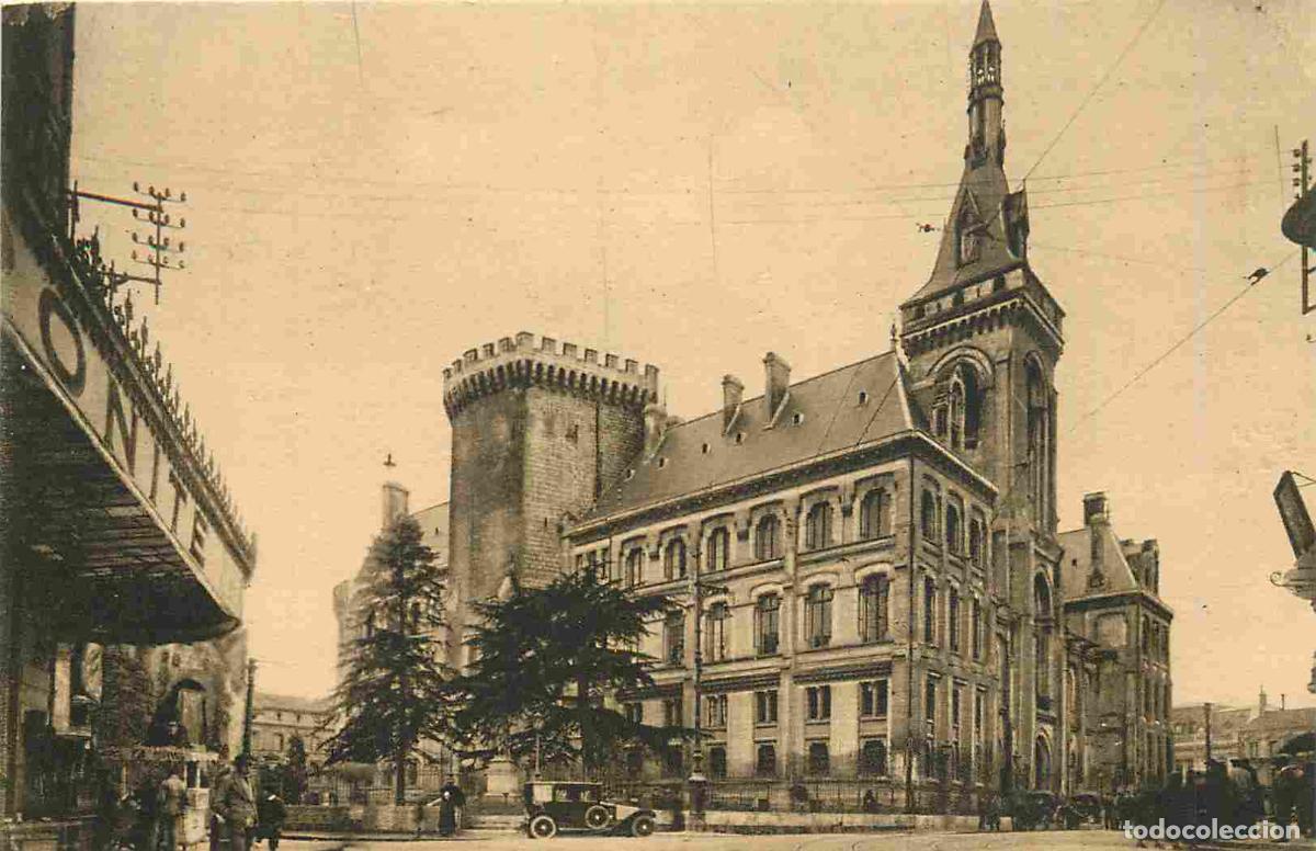 Cartes Postales: 16 - Angouleme - H&ocirc;tel de ville - Anim&eacute;e - CPA - Voir Scans Recto-Verso
