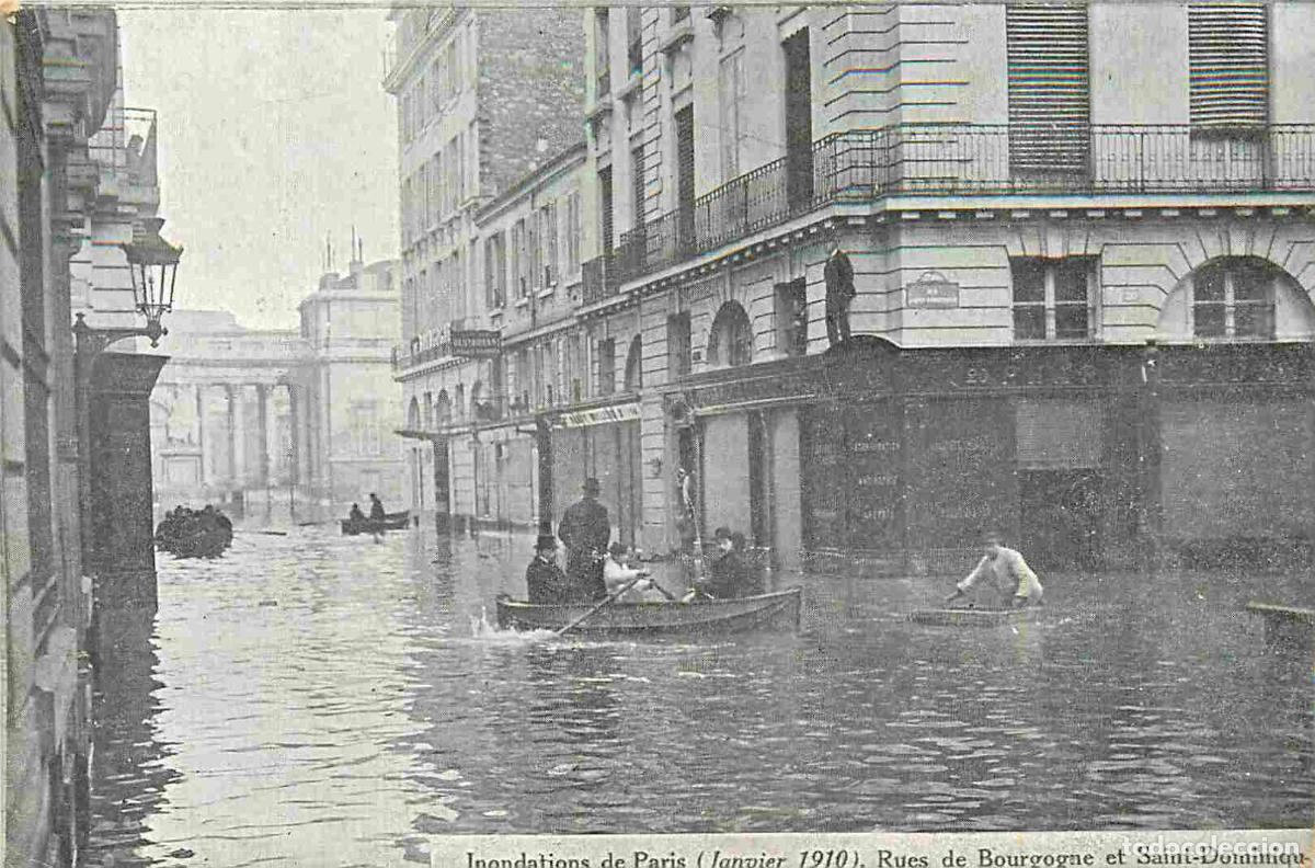 Cartes Postales: 75 - Paris - Inondations de janvier 1910 - Rues de Bourgogne et Saint Dominique - Anim&eacute;e - Canotage