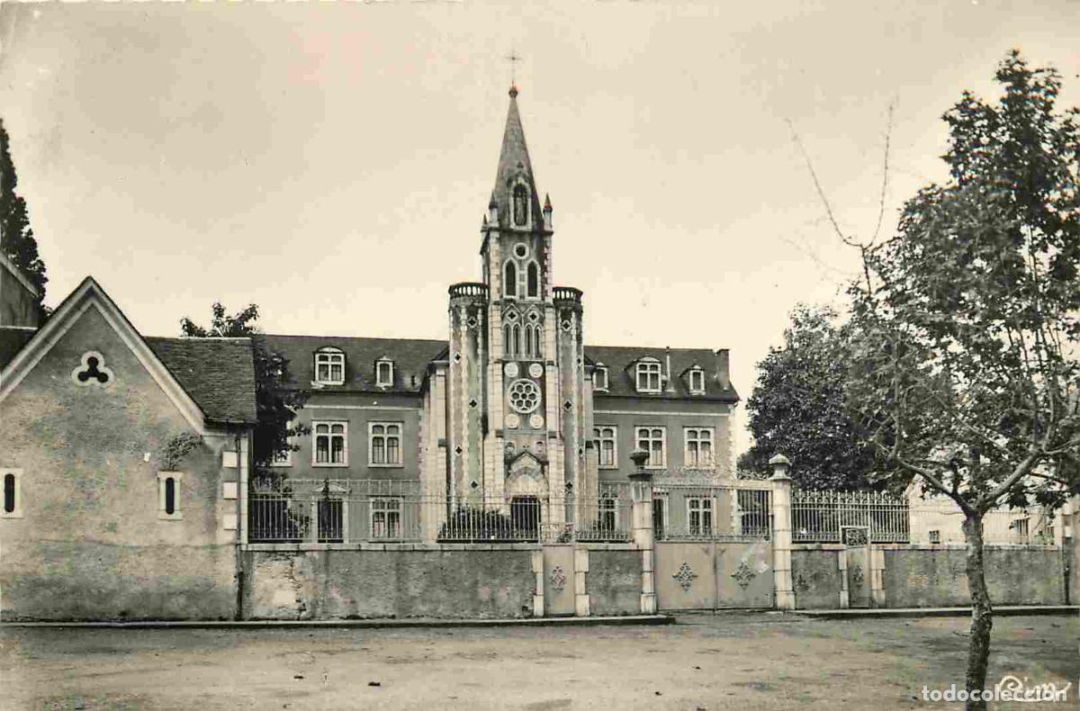 Postkarten: 64 - Nay - Hospice Saint Joseph - La chapelle - Mention Photographie V&eacute;ritable - Carte Dentel&eacute;e - C