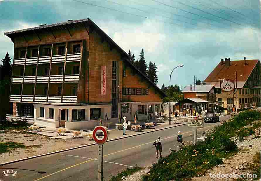 Postais: Francia - 01 - Le Col de la Faucille - Le sommet et les Hotels - Automobiles - Carte Neuve - CPM - V