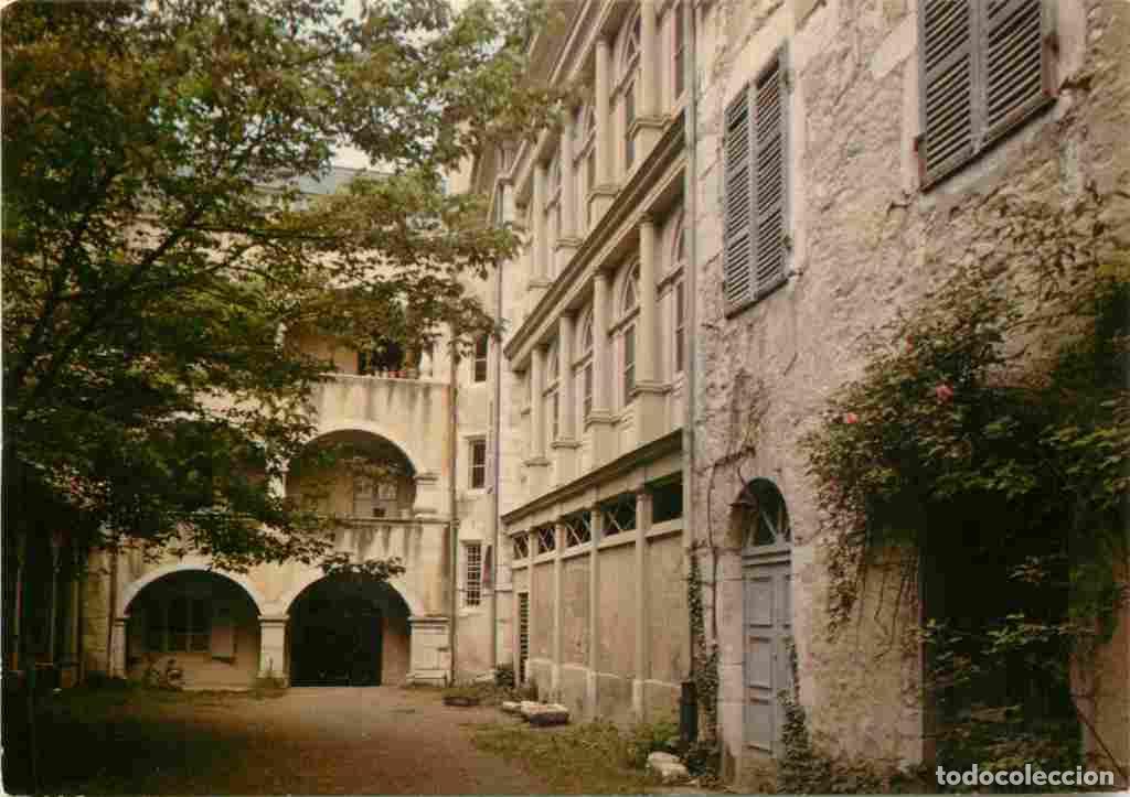 Postkarten: Francia - 01 - Belley - Maison natale de Brillat Savarin le grand gastronome du Bugey y naquit en 17