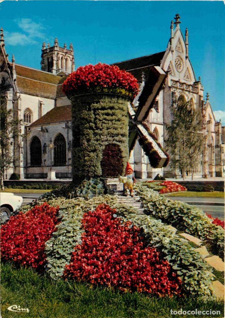 Postais: Francia - 01 - Bourg en Bresse - Le Moulin fleuri et l'Eglise de Brou - Fleurs - CPM - Voir Scans Re