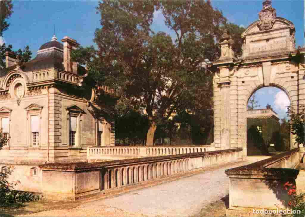 Postkarten: Francia - 02 - Bl&eacute;rancourt - Le Ch&acirc;teau - Un des pavillons d'angle et la porte armori&eacute;e - CPM - Cart