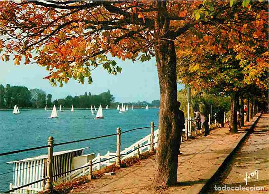 Postales: Francia - 03 - Vichy - La promenade en bordure du Lac d'Allier - Voiles - Flamme Postale - CPM - Voi