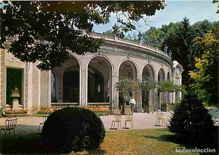 Postcards: Francia - 03 - Vichy - La Source des C&eacute;lestins - CPM - Voir Scans Recto-Verso