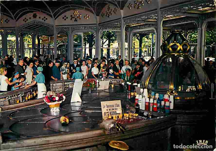 Postcards: Francia - 03 - Vichy - La Source Chomel - CPM - Voir Scans Recto-Verso