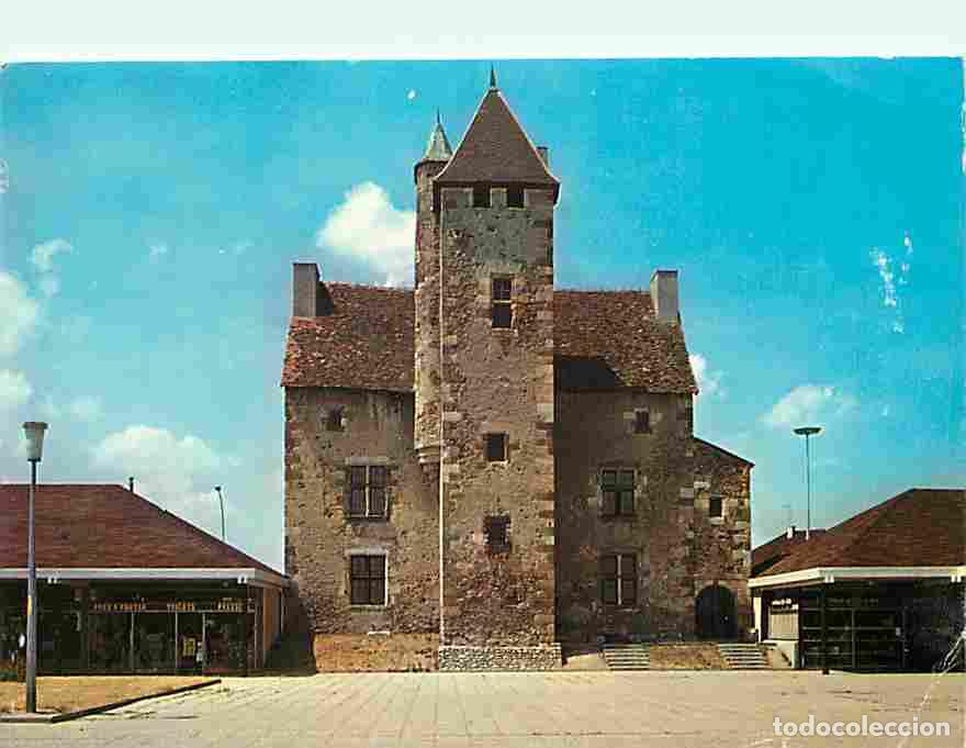 Postcards: Francia - 03 - Montlu&ccedil;on - Le Ch&acirc;teau du Bien Assis - Flamme Postale - CPM - Voir Scans Recto-Verso
