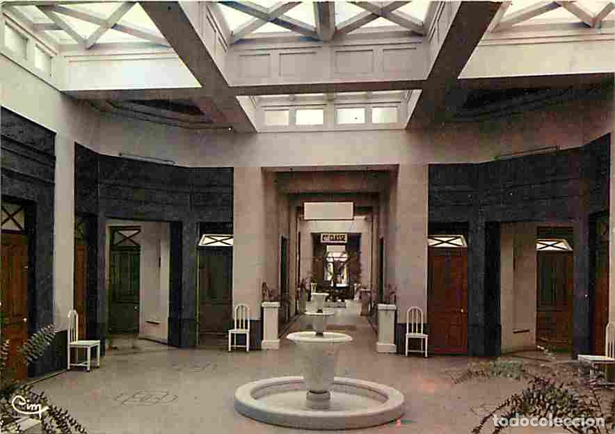 Cartes Postales: Francia - 03 - N&eacute;ris les Bains - Etablissement Thermal - Le Hall - CPM - Voir Scans Recto-Verso