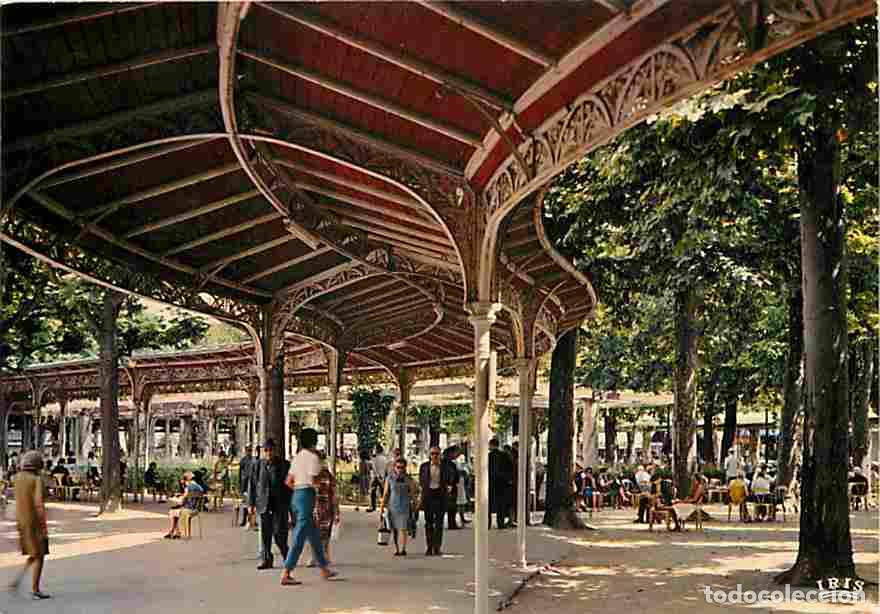 Postcards: Francia - 03 - Vichy - Galerie couverte et Pergola des Sources - CPM - Voir Scans Recto-Verso