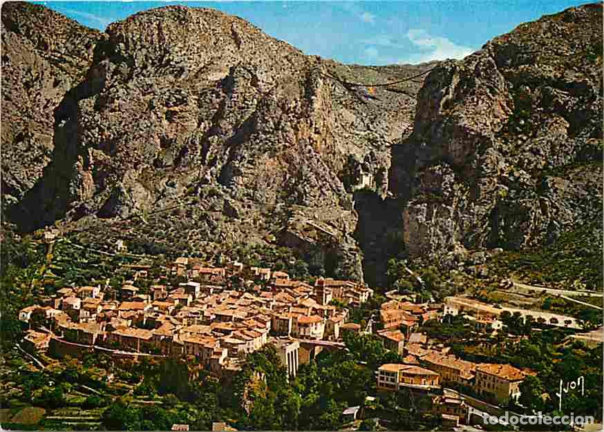 Postkarten: Francia - 04 - Moustiers Sainte Marie - Vue G&eacute;n&eacute;rale a&eacute;rienne - Flamme Postale de Gr&eacute;oux les Bains -