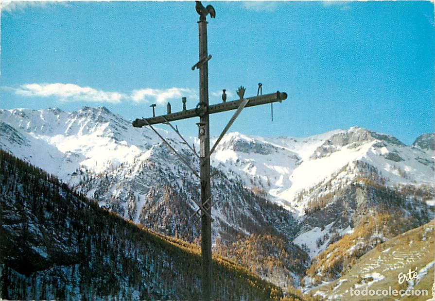 Postales: Francia - 05 - Saint V&eacute;ran - Calvaire avec les Instruments de la Passion - Art Religieux - CPM - Voi
