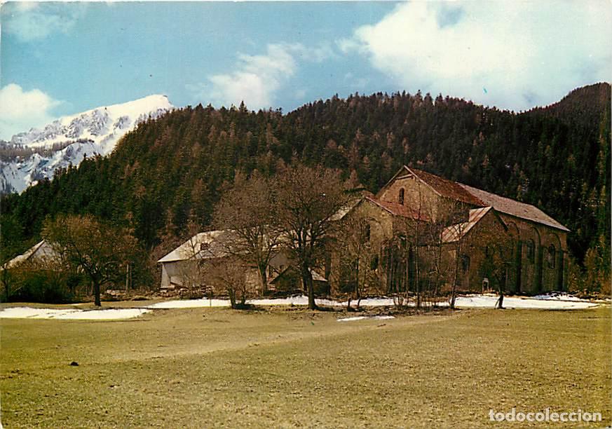 Postcards: Francia - 05 - Crots - Abbaye de Boscodon - Le chevet de l'Abbatiale et la for&ecirc;t donnaniale - CPM -