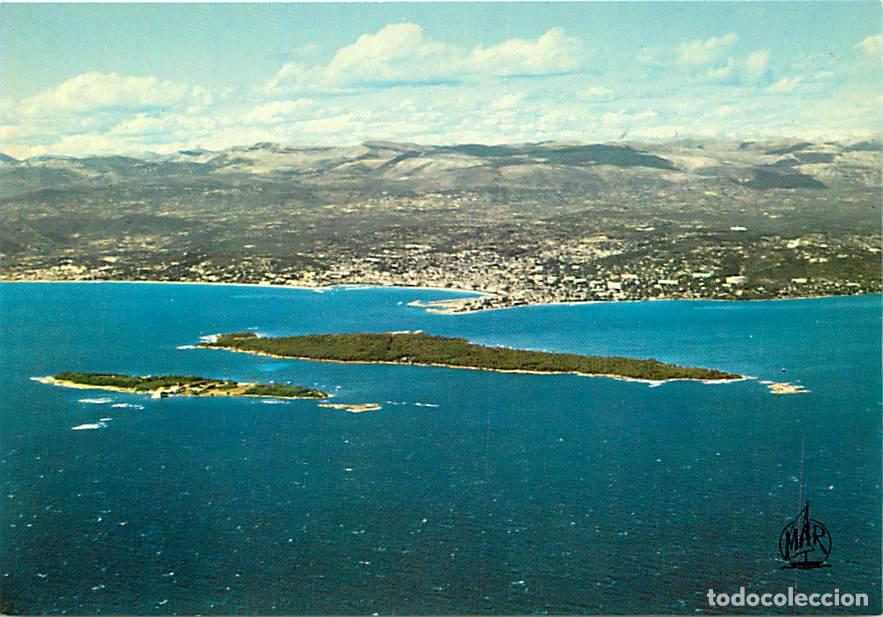 Postales: Francia - 06 - Ile Saint Honorat - Ile Sainte Marguerite - au fond Cannes - Vue a&eacute;rienne - CPM - Car