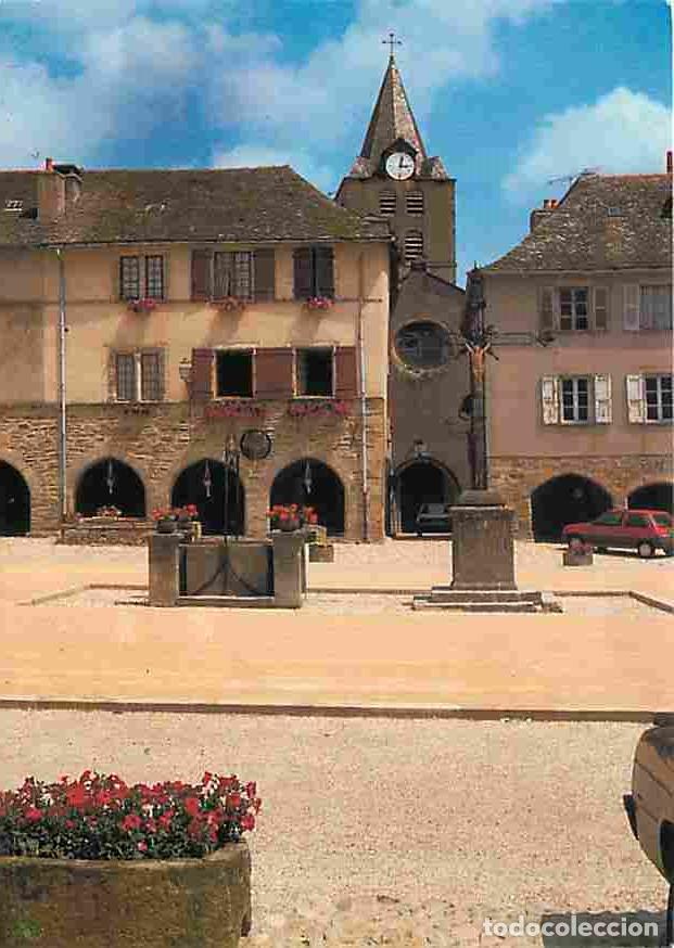 Postkarten: Francia - 12 - Sauveterre de Rouergue - Place des Arcades - Automobiles - Carte Neuve - CPM - Voir S