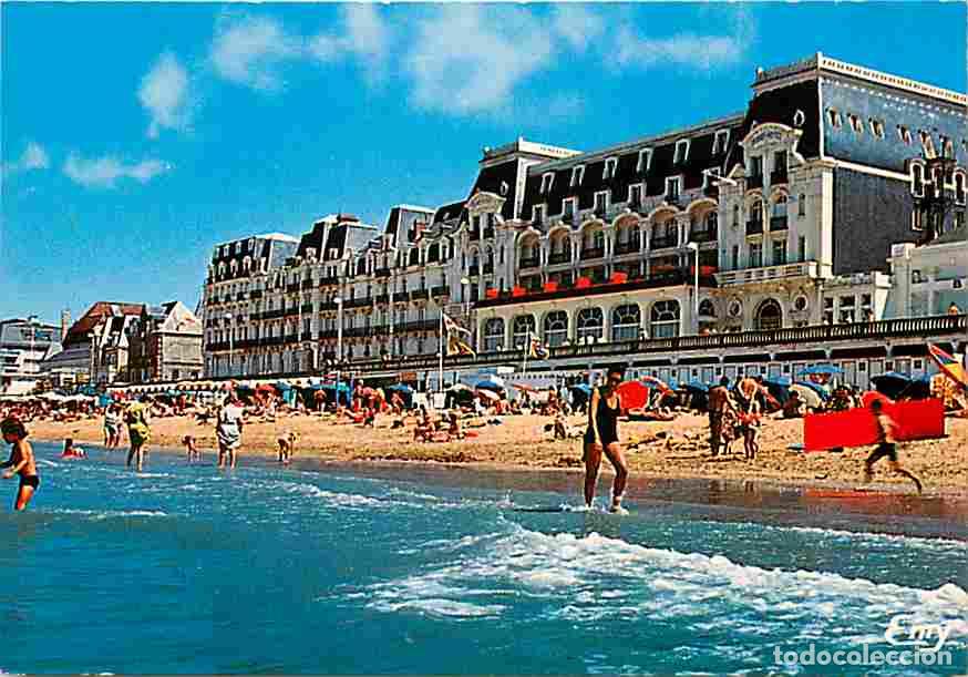 Cartes Postales: Francia - 14 - Cabourg - La plage et le Grand H&ocirc;tel - Carte Neuve - CPM - Voir Scans Recto-Verso