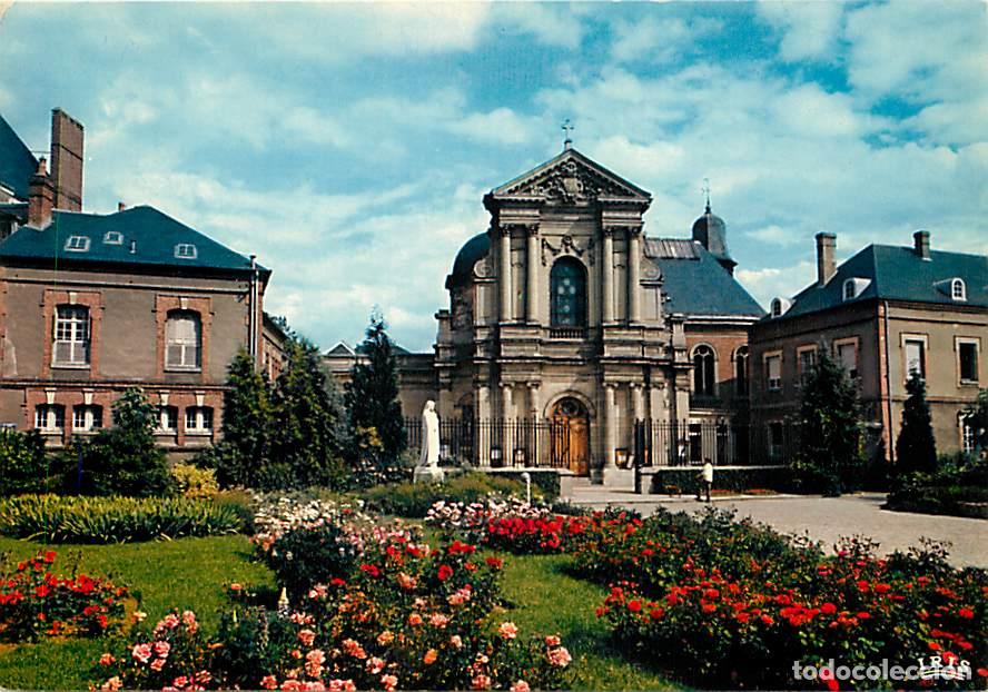Cartes Postales: Francia - 14 - Lisieux - Le Jardin et le Carmel - Fleurs - CPM - Voir Scans Recto-Verso