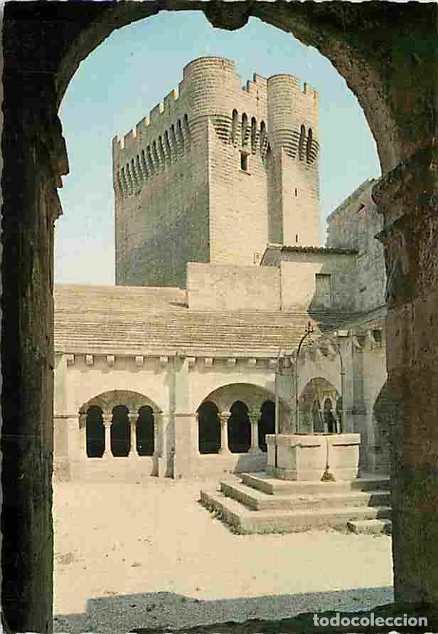 Postais: Francia - 13 - Arles - Abbaye de Montmajour - Le Cloitre et le Donjon - CPM - Voir Scans Recto-Verso