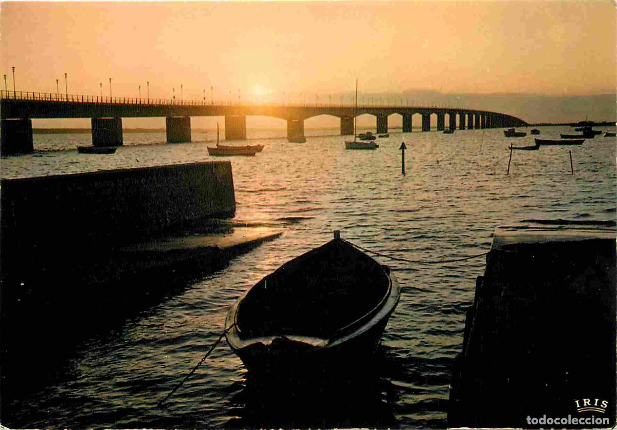 Postales: Francia - 17 - Ile d'Ol&eacute;ron - Le Viaduc Ol&eacute;ron Continent - Coucher de Soleil - CPM - Voir Scans Rect