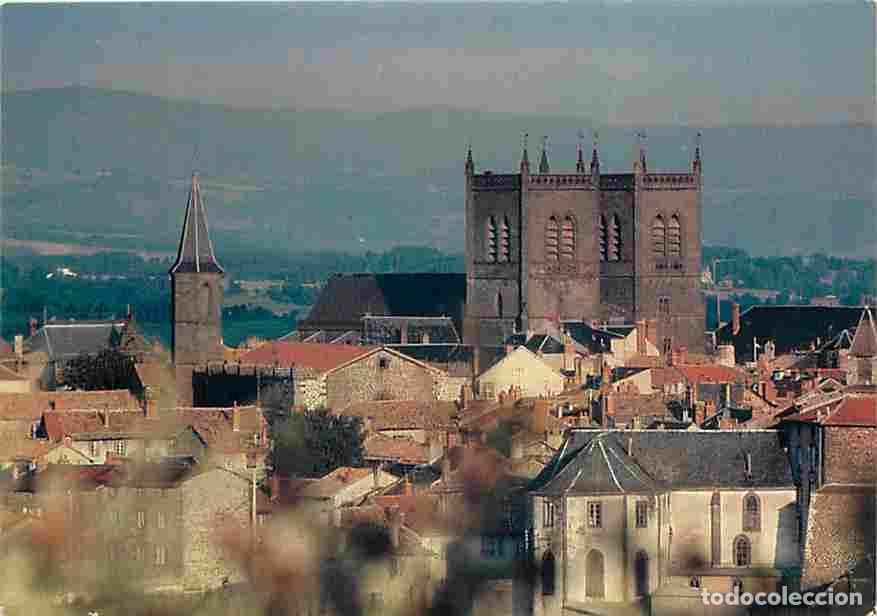 Postales: Francia - 15 - Saint Flour - Vue partielle et les tours carr&eacute;es de la Cath&eacute;drale Saint-Pierre - CPM
