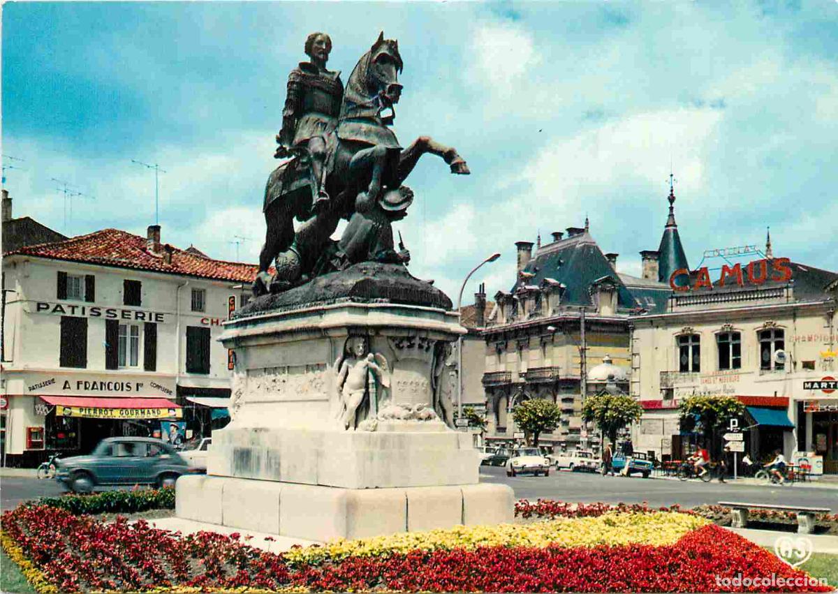 Postales: Francia - 16 - Cognac - Place Fran&ccedil;ois 1er - Statue &eacute;questre de Fran&ccedil;ois 1er - Automobiles - Patisse