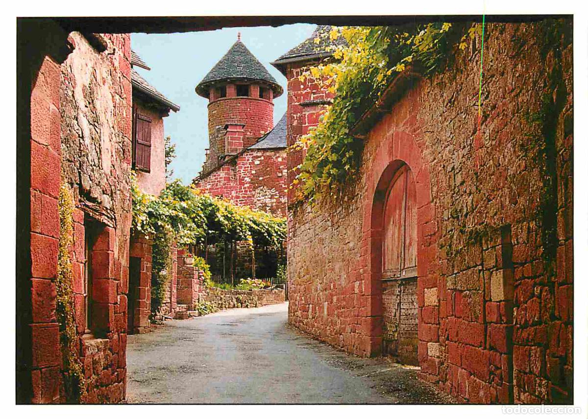 Postales: Francia - 19 - Collonges la Rouge - Les tours de Friac et la rue de la Barri&egrave;re - CPM - Voir Scans R