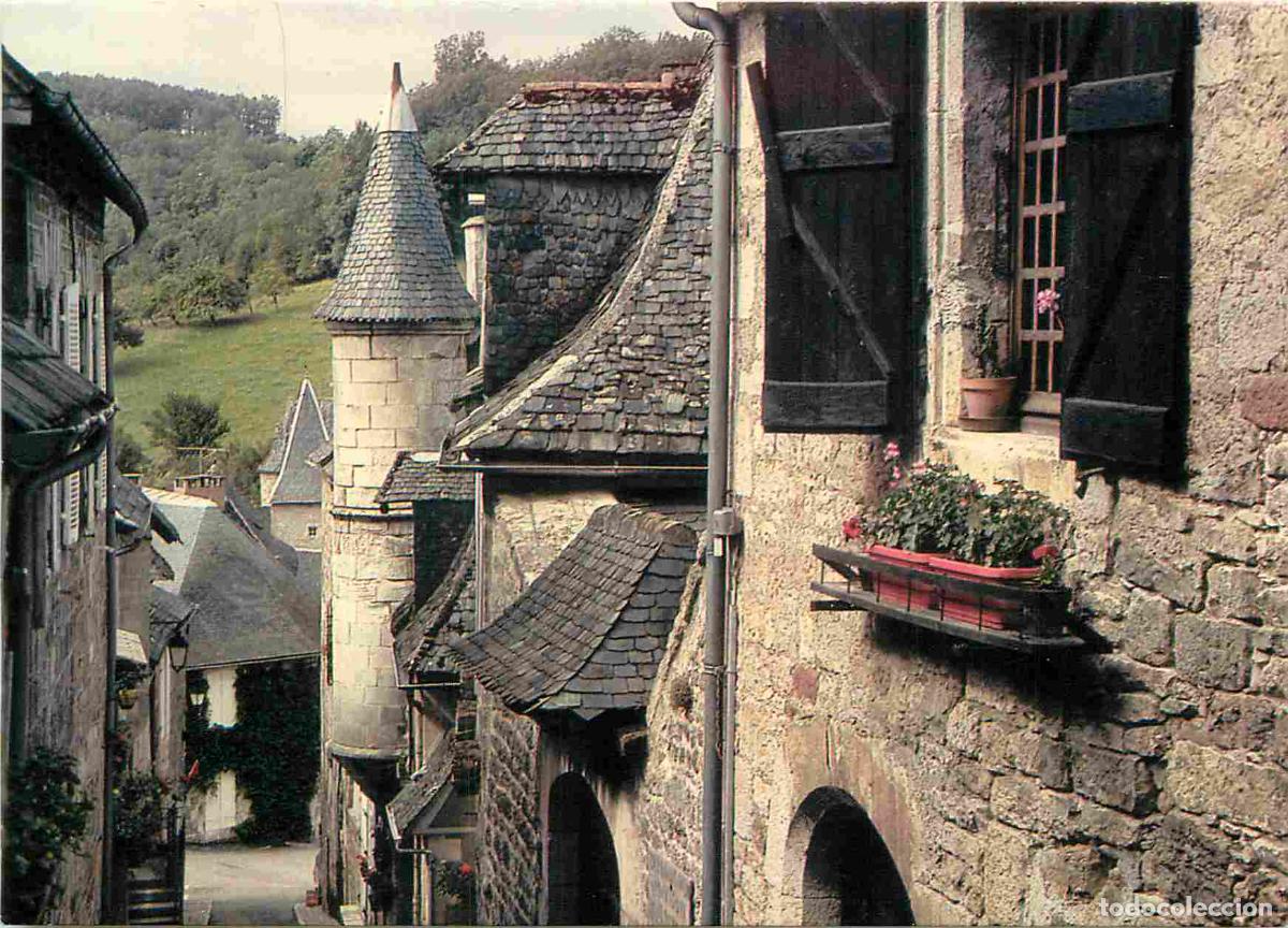 Postales: Francia - 19 - Turenne - Vieilles demeures dont certaines sont flanqu&eacute;es de tours et de tourelles -