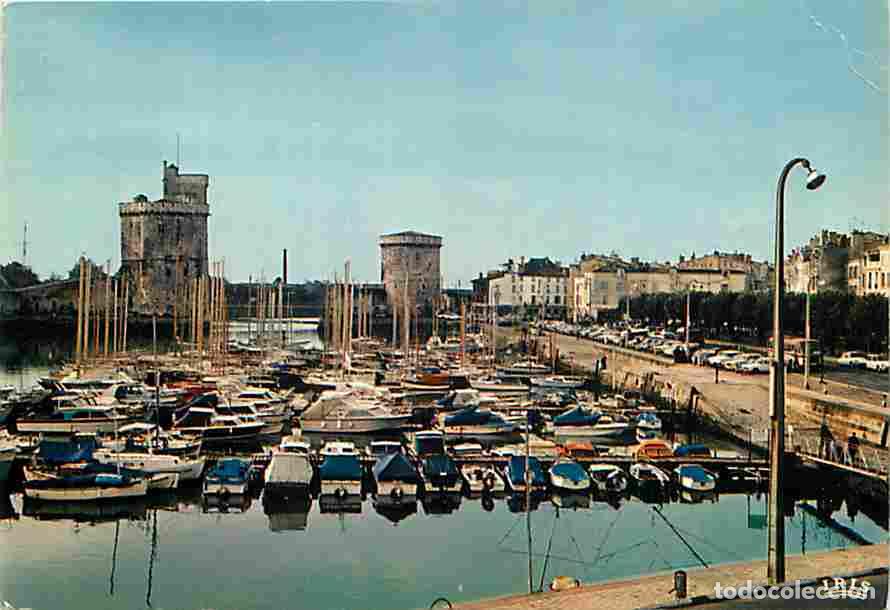 Postales: Francia - 17 - La Rochelle - Tour Saint Nicolas - Tour de la Chaine - Bateaux - Automobiles - Bus -