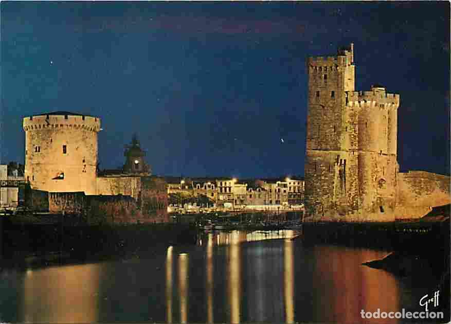 Postales: Francia - 17 - La Rochelle - Le Port - Tour de la Chaine - Tour Saint Nicolas - Vue de Nuit - CPM -