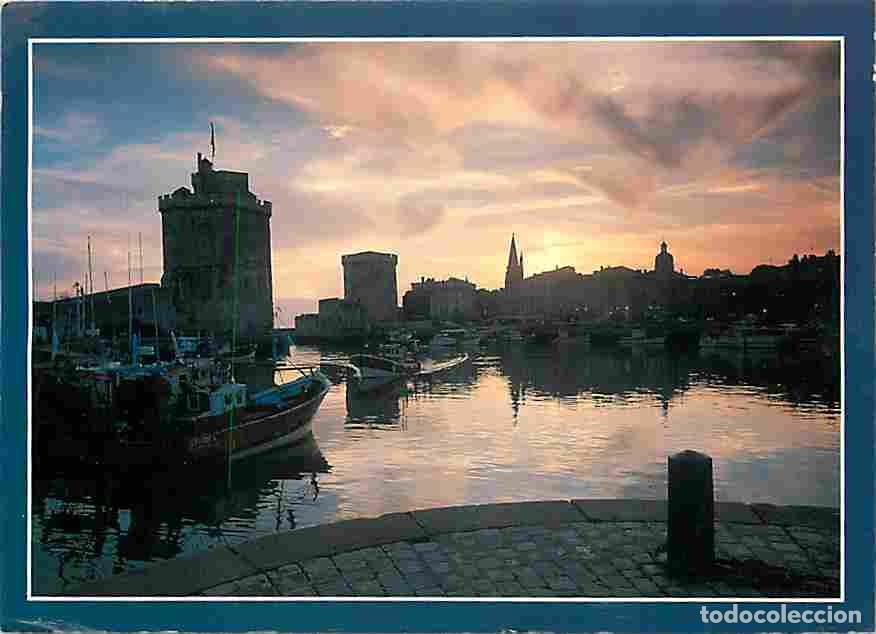 Postales: Francia - 17 - La Rochelle - Le vieux port gard&eacute; par ses deux c&eacute;l&egrave;bres tours - Tour Saint Nicolas -