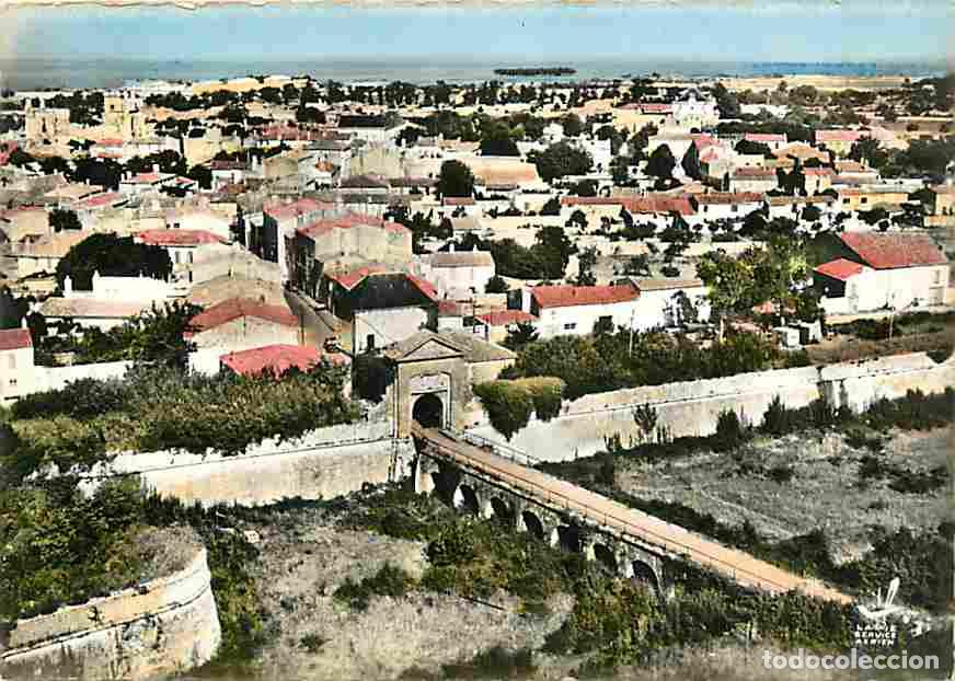 Cartoline: Francia - 17 - Ile de R&eacute; - Saint Martin de R&eacute; - Porte das Campani et Vue g&eacute;n&eacute;rale - CPM - Voir Scans