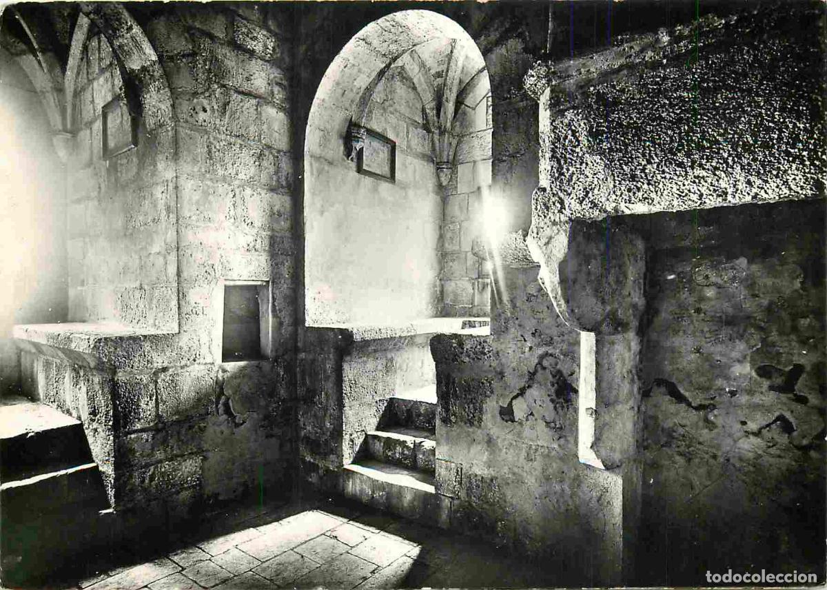 Postales: Francia - 17 - La Rochelle - int&eacute;rieur de la Tour Saint-Nicolas - Salle des Gardes - Mention Photogr