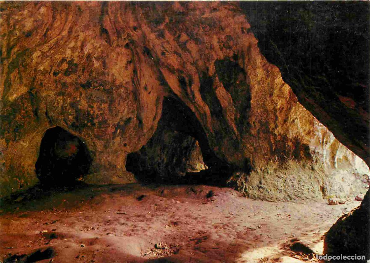 Cartes Postales: Francia - 17 - Saint Porchaire - Domaine du Ch&acirc;teau de la Roche Courbon - Les grottes pr&eacute;historiques