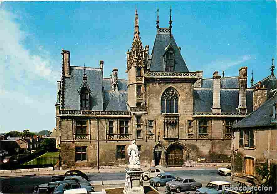 Cartes Postales: Francia - 18 - Bourges - Le Palais Jacques Coeur - La Statue de Jacques Coeur - Automobiles - CPM -
