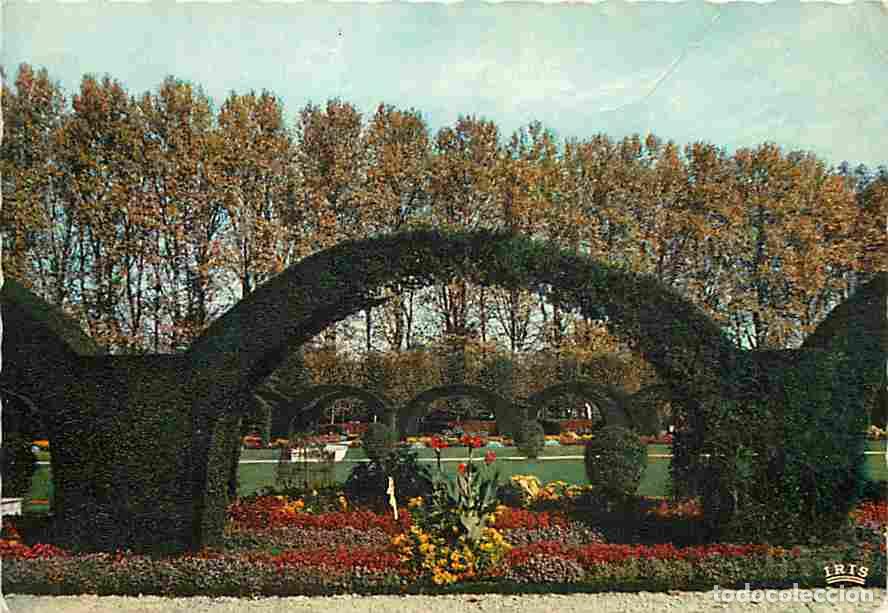Cartes Postales: Francia - 18 - Bourges - Le Jardin d&eacute;s Pr&eacute;s Fichaux - Fleurs - CPM - Voir Scans Recto-Verso