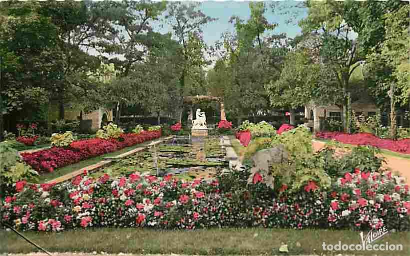 Cartes Postales: Francia - 18 - Bourges - Le Jardin d&eacute;s Pr&eacute;s Fichaux - Le bassin aux n&eacute;nuphars - Fleurs - Carte Neuve