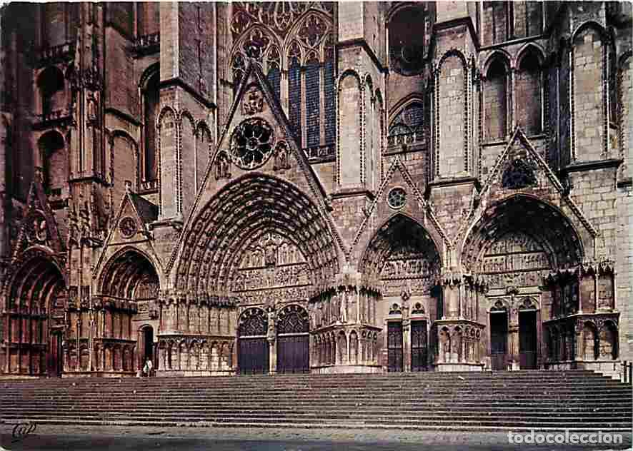 Cartoline: Francia - 18 - Bourges - La Cath&eacute;drale Saint Etienne - Les cinq portails - Carte Neuve - CPM - Voir