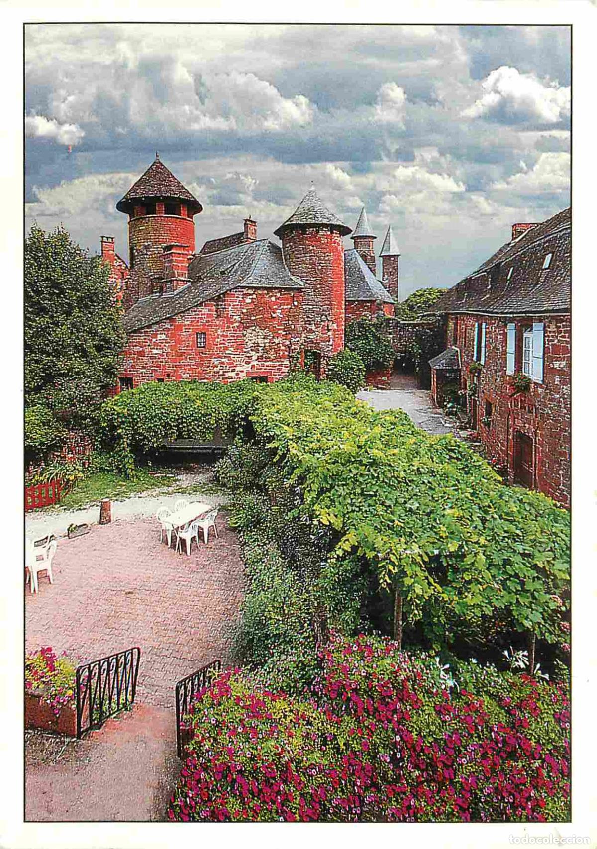 Postales: Francia - 19 - Collonges la Rouge - Les tours de Friac et la rue de la Barri&egrave;re - CPM - Voir Scans R