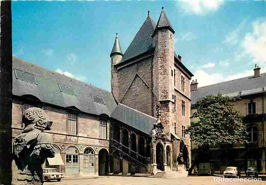Postales: Francia - 21 - Dijon - Palais des Ducs de Bourgogne - La Tour de Bar - Automobiles - CPM - Voir Scan