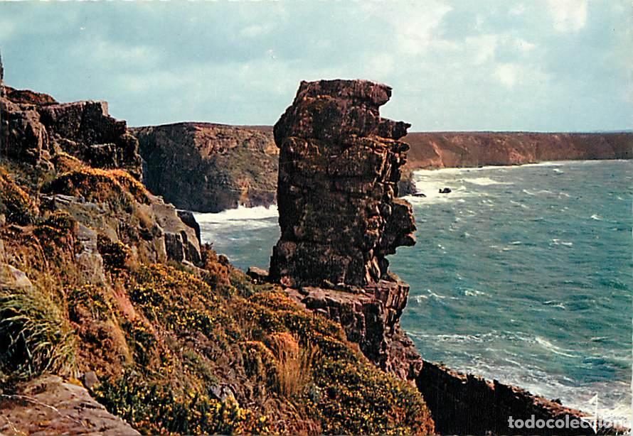 Postales: Francia - 22 - Le Cap Fr&eacute;hel - Etrange rocher sur la c&ocirc;te ouest du Cap Fr&eacute;hel - Flamme Postale de Er
