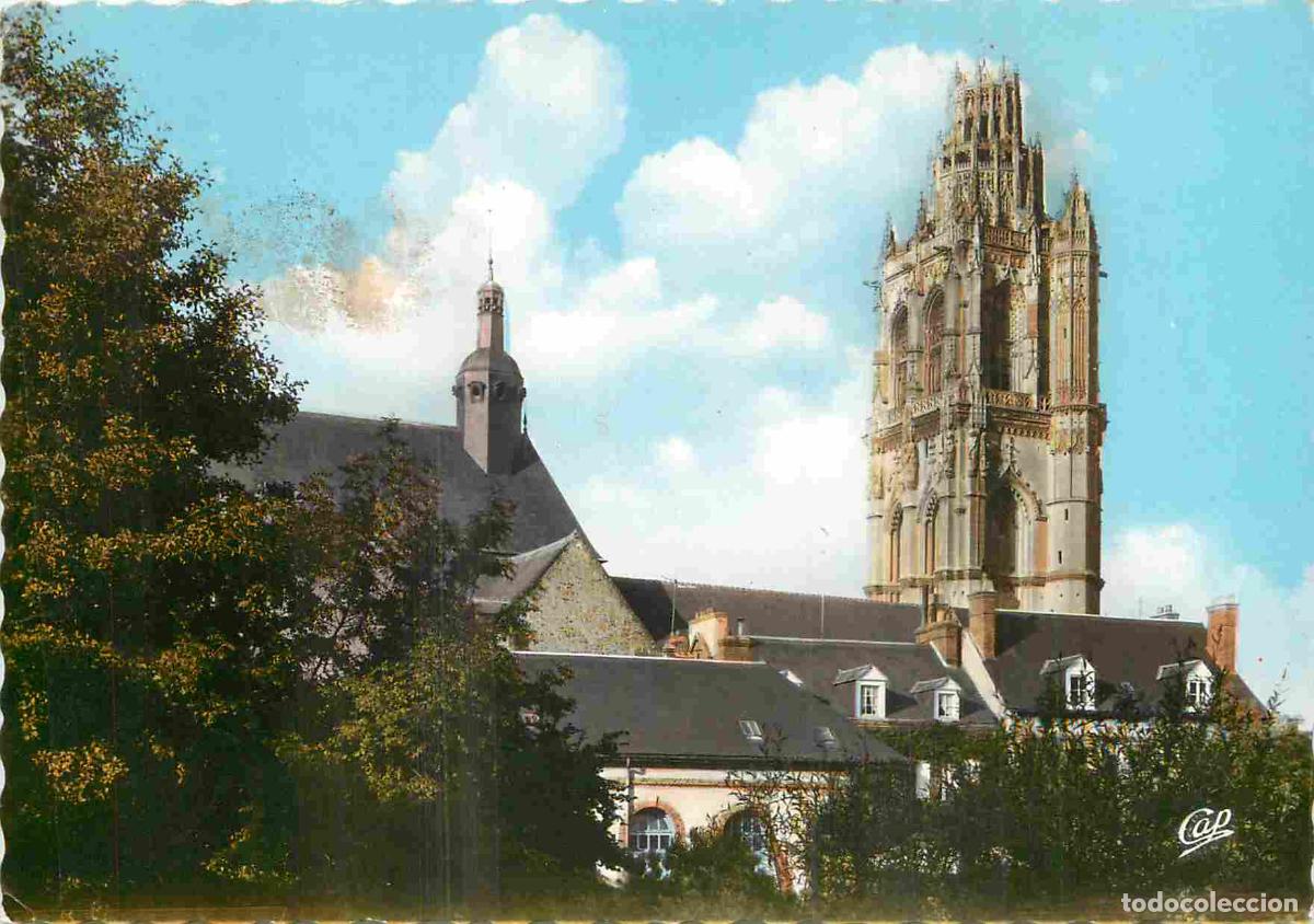 Postales: Francia - 27 - Verneuil sur Avre - Tour de l'Eglise de la Madeleine - Carte Dentel&eacute;e - CPSM grand fo