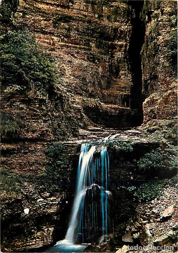 Postkarten: Francia - 30 - Gard - Rivi&egrave;re souterraine de Bramabiau - Cascade ext&eacute;rieure - La Rivi&egrave;re souterraine