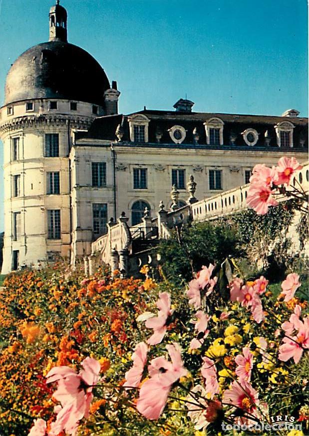 Postales: Francia - 36 - Valen&ccedil;ay - Le Ch&acirc;teau - Le ch&acirc;teau vu de la terrasse - Fleurs - Carte Neuve - CPM - V