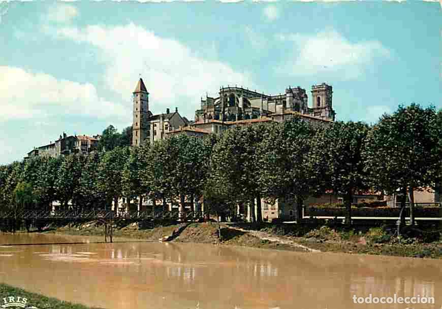 Postales: Francia - 32 - Auch - Le Gers - La Cath&eacute;drale Sainte-Marie et la Tour d'Armagnac - CPM - Voir Scans